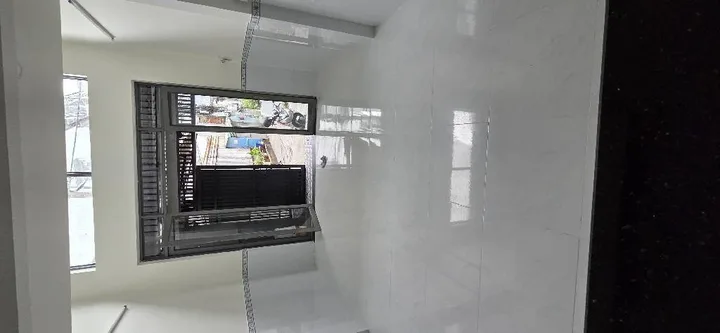 NHÀ 4 TẦNG ĐẸP LUNG LINH NGAY KHU TÊN LỬA - HẺM 5M THÔNG THOÁNG - Ở NGAY