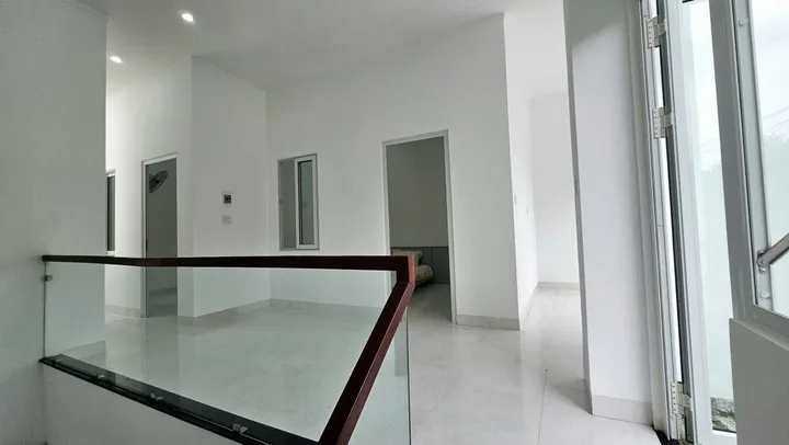 Bán căn nhà mặt tiền đủ nội thất ngay đường Nguyễn phúc chu diện tích 112m giá 3ty890