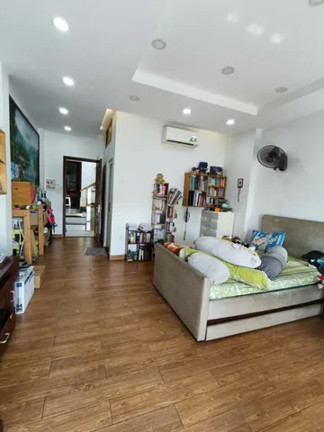 Bán nhà Mặt Tiền Đường 2F 4.5m x 20m x 5 Tầng giá 11.5 tỷ Phường An Lạc