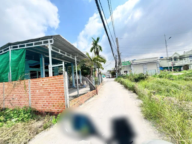 Bán đất 196m² ngang 7m giá 2.2 tỷ Xã Đức Hòa