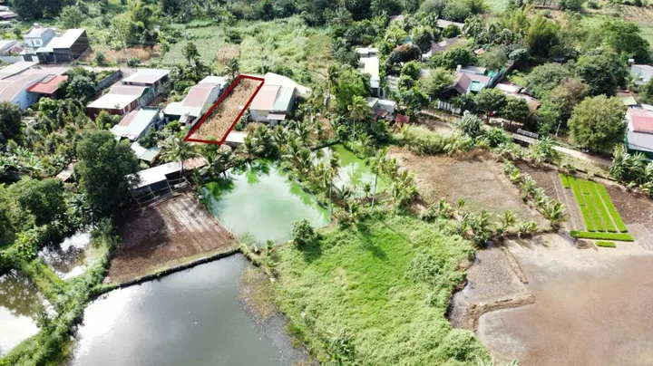 Bán đất ở đường Chi Lăng dân cư đông đúc view hồ diện tích 500m2 giá 1ty589