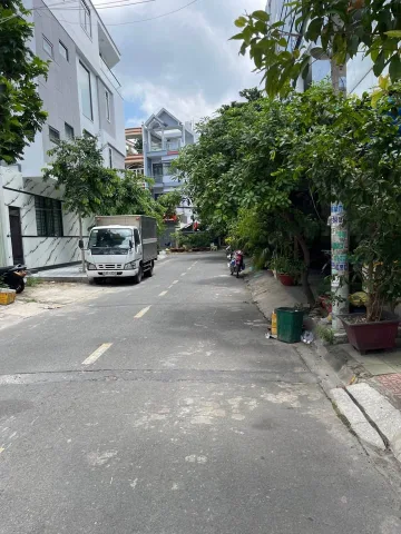 Bán nhà ngay Ql13 Hiệp Bình Chánh, Thủ Đức giá 47tr/m²  3PN 3WC , sổ hồng riêng, có thể vào ở ngay.