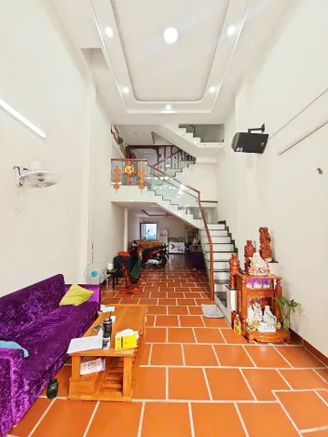 Bán nhà 3 Tầng, Hẻm ôtô Thông, DT: 100m² ngang 4m giá 6.5 tỷ Phường Bình Tân