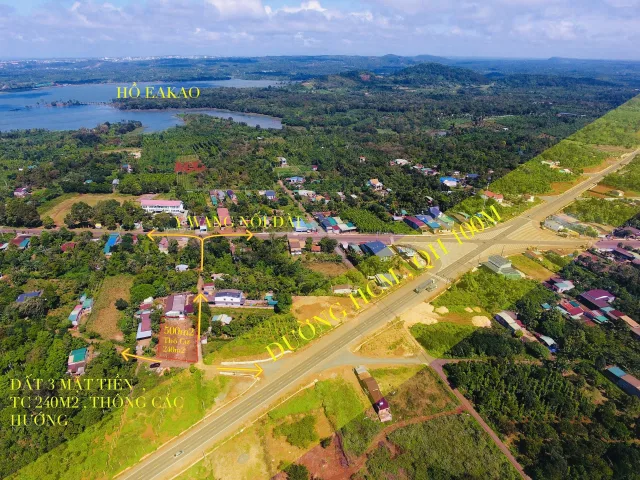 ĐẤT MẶT TIỀN NGAY BÙNG BINH ĐƯỜNG CHÁNH ĐÔNG HCM VA Y WANG