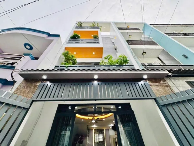 Bán nhà 37m2, giá 1 tỷ 850 triệu xây 2 tầng Lê Thúc Hoạch, Tân Phú. Gần THPT Trần Phú. Hẻm oto 5m