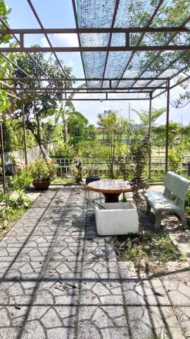 Bán nhà vườn nghĩ Dưỡng xây tường rào bao đẹp. Gần cầu Nhà Vuông