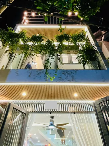 Bán nhà hẻm ô tô đỗ cửa gần vòng xoay Phú Lâm, DT hơn 34m2, giá 1tỷ990
