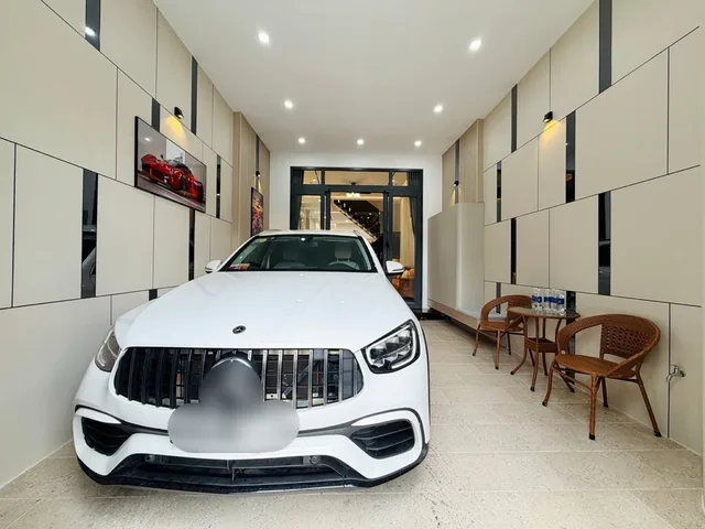 Mặt tiền kinh doanh, sổng hồng riêng, xe hơi ngủ nhà, hoàng công đủ