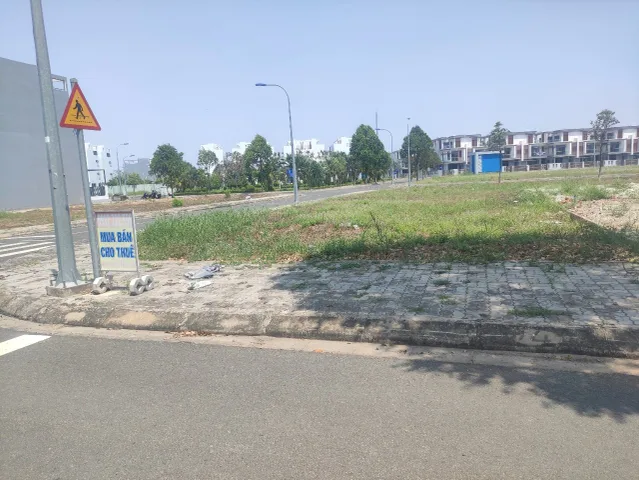 Mặt tiền lã xuân oai đón sóng cầu đồng nai 2, vị trí kinh doanh vàng khu đông