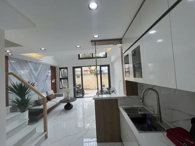 L1869 ⭐️ nhà Ngô Đức Kế Bình Thạnh, SHR, Vuông, HXH, 7.x tỷ