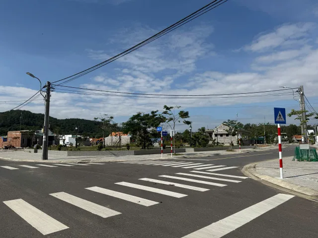 0938113403 Bán đất 150m² giá 1.69 tỷ Phường Ninh Hòa Z255