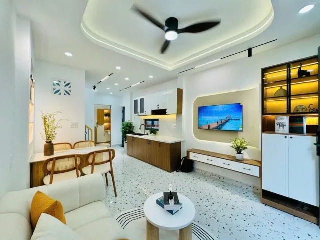 L1875 ⭐️ Giảm 250tr! nhà Bạch Đằng Bình Thạnh, SHR, Lô góc, 3.5x9.1m, 5.x tỷ