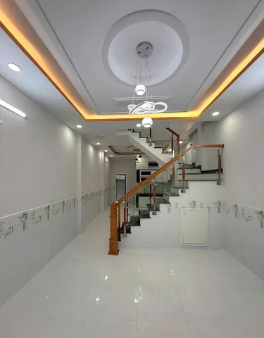BÁN NHÀ ĐẸP SÁT BỜ BAO TÂN THẮN.G - AEO.N MAILL TPHU - NH ( 4.2X12M )