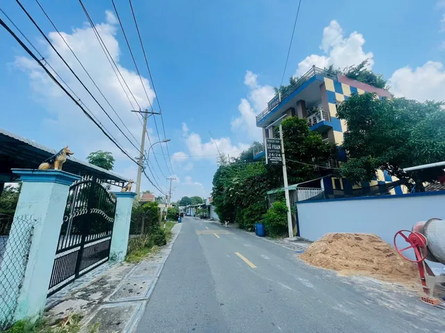 Bán đất mặt tiền kinh doanh buôn bán trung tâm thị trấn Củ Chi TPHCM, DT: 7x13m.