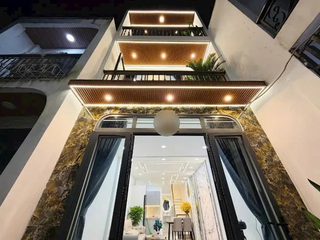 BÁN NHÀ 3 LẦU ĐẸP, HẺM 8M ĐƯỜNG TRƯƠNG THỊ HOA, Q12. GIÁ 7,7 TỶ . 0941280022