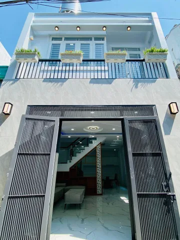 Bán gấp nhà Hoàng Văn Thụ P4 Q.Tân Bình giá 3tỷ450tr DT 32.4m2, sổ hồng riêng