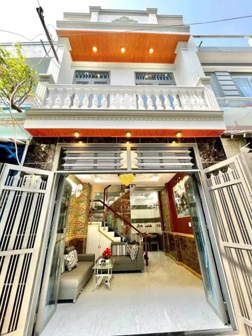 Kẹt vốn bán nhanh nhà DT 32m2, ở Hoàng Văn Thụ, Tân Bình. Sẵn hợp đồng thuê 12tr