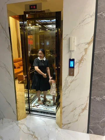 Bán nhà mới. Có thang máy hẻm xe tải. Huỳnh Văn Nghệ