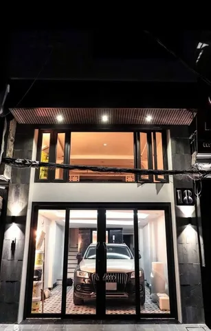 Bán nhà mặt phố Hoàng Ngân – Cầu Giấy | 43m² | 7 tầng thang máy | Mặt tiền 4m | 26.8 tỷ