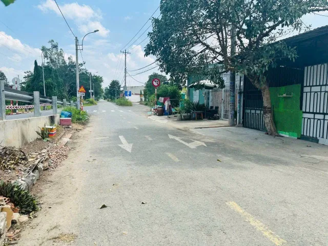Bán đất 130m² ngang 6.5m giá 4 tỷ Xã Xuân Thới Sơn