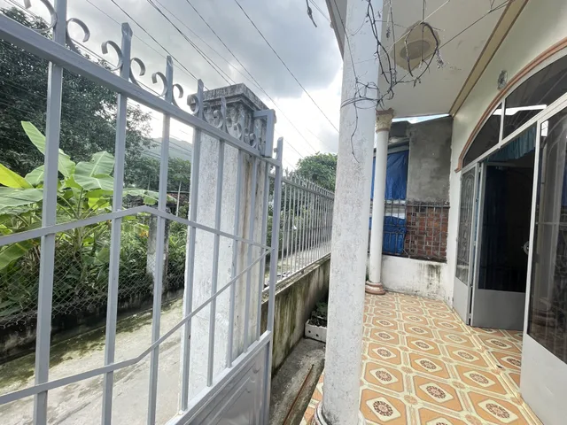 Bán Đất Tặng Nhà, Chuẩn Sổ Hoàn Công Nhà Trên Đất !!
👉 Cơ Hội Đầu Tư, An Cư Tại Phường Nam Nha Trang ( Xã Phước Đồng Cũ )
  • Tiện Ích cận kề đầy đủ
  • DT : 85m2 ( 6x14)
  • Hướng Tây Nam
  • Đường Bê Tông Ô Tô Tận Nhà ( Thông )