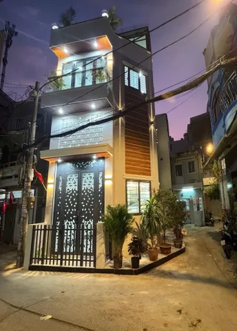 Bán nhà Lô góc hẻm 4m, đường Xóm Đất - Hàn Hải Nguyên - 3/2 , Quận 11 ( 3.5x8m nhà mới ở ngay )
