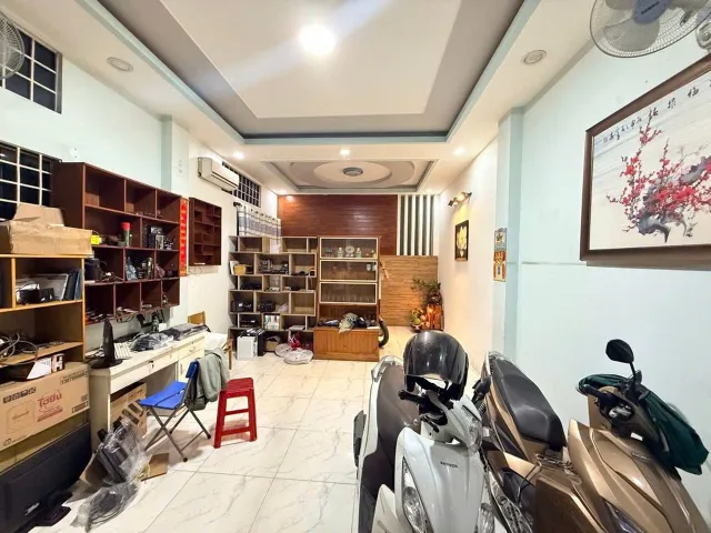 K1916 ✨✨ sát ngã tư An Sương, SHR, lô góc, 3 tầng, 4.3x19m, 8.x tỷ