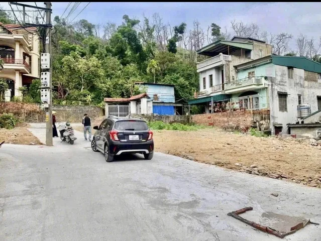 BÁN ĐẤT NGÕ 57 NGUYỄN VĂN CỪ,CỘT 8,PHƯỜNG HẠ LONG