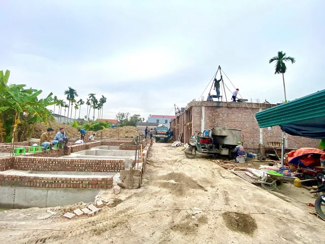 Bán 50 m thôn 2 Thiên Hương , gần khu cn nam cầu kiền . Ngõ ô tô . L/h:076.231.9990 e Thúy
