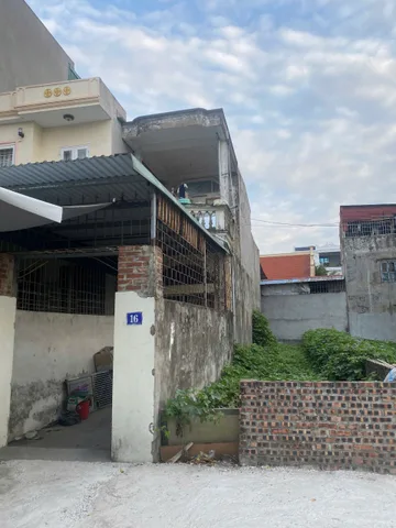 Bán lô đất mặt tiền rộng, tặng nhà, oto vào tận đất, ngõ thông các ngả tại Phủ Thượng Đoạn