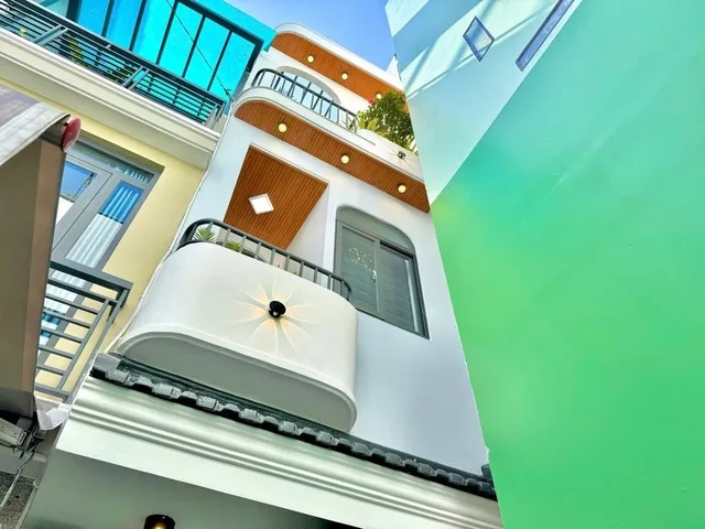 Nhà mới 3 tầng , gần bệnh viện gia định, chợ bà chiểu