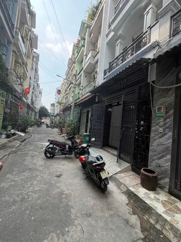 Bán nhà Gấp 4 tầng HXH Lê Đình cẩn Bình Tân