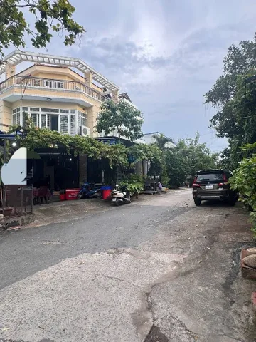 Hiệp BÌNH CHÁNH _ HẺM 10M THÔNG BÀN CỜ .NGANG 8M  19M . BÁN NHANH NHÀ CẤP 4.