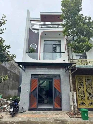 CẦN TIỀN ĐỂ TRẢ NGÂN HÀNG NÊN BÁN NHANH CĂN NHÀ GẦN CHỢ TÂN BÌNH SỔ RIÊNG THỔ CƯ
