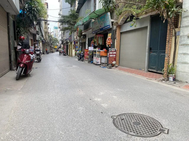 BÁN TÒA NHÀ ĐƯỜNG LÊ TRỌNG TẤN. 70M2 - 8 TẦNG. THANG MÁY. 18 PHÒNG.