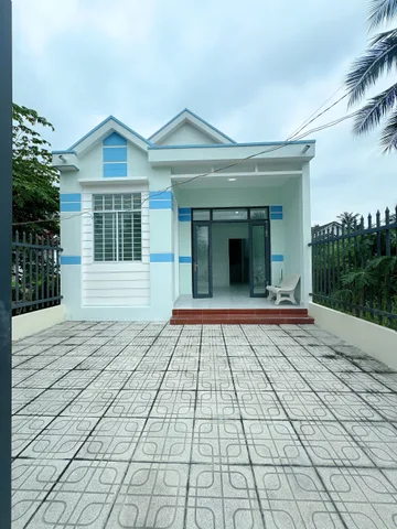 Bán nhà mới xây TP Bến Tre ngang 6m,có sẵn chủ quyền nhà.GIÁ 1,3 TỶ