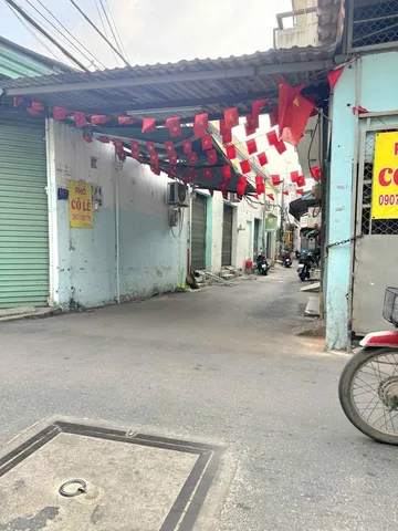 Bán nhà Cấp 4, nở hậu, 60m2 , hẻm xe hơi, giá chỉ 5 tỷ xxx ngay Lý Thánh Tông