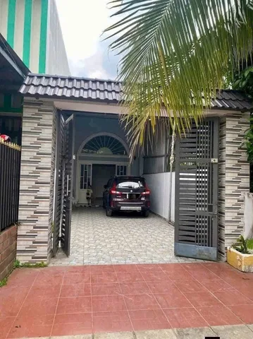 Bán nhà sổ riêng đường xe hơi lái thiêu < bn cũ>