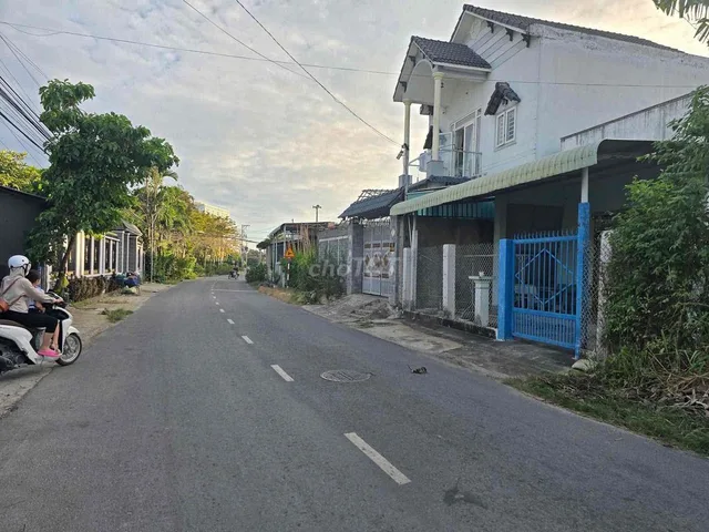 Hàng siêu phẩm : Dx34 Phú Mỹ kế bên chung cư Minh Quốc Plaza. Xây biệt