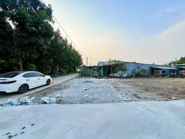 BÀ CHỊ CÓ CỤM ĐẤT CẦN BÁN 5 LÔ DÀI 25m ĐẤT GIÁ ĐẦU TƯ CHỈ TT 350tr GẦN Changshin ĐỒNG KHỞI