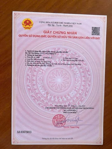 Cần tiền bán gấp miếng đất full thổ 121m2 ngay chợ SUối Sâu, cách kcn linh trung 3 500m, giá 610triệu , SỔ hồng riêng sang tên trong ngày