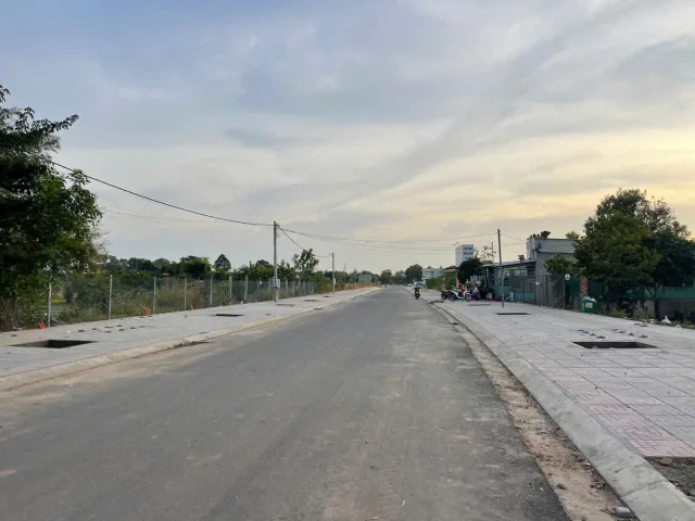Bán đất 257m² ngang 7m giá 3.3 tỷ Phường Tam Long