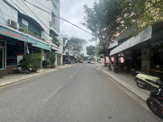 Bán nhà 198m² ngang 9m giá 9.9 tỷ Phường Bắc Nha Trang