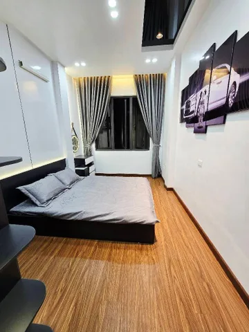 🔥 Bán Nhà Đường Láng, Gần Phố, 6 Tầng, Full Nội Thất, Không QH, SĐCC, Giá 5.x Tỷ. Hiếm!