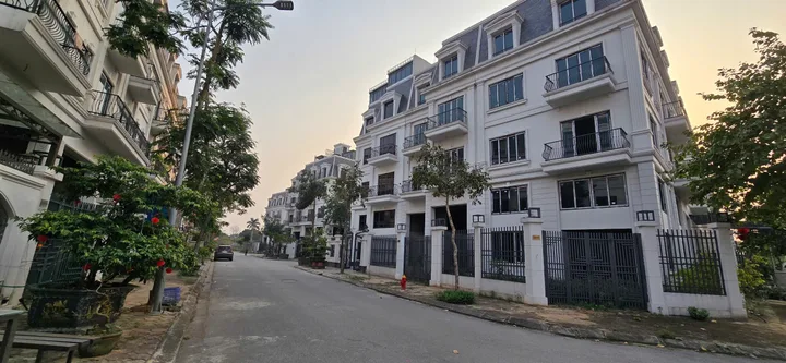Bán Gấp Nhà Liền Kề 70m2, Dự Án Happy Land, Quốc Lộ 3, TT Đông Anh