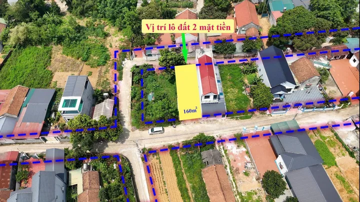Chính chủ cần bán 160m2 sẵn sổ hồng tại Đông Hạ,xã Phú Cát Hà Nội.2 mặt tiền đường thông thoáng 2 ô tô tránh nhau thoải mái,Cách viện Nhi TW 2 2km. Phù hợp với các anh chị khu vực Hà Đông ,Hà Nội cần tìm đất rộng xây nhà ở tiện đi làm,tiện sinh hoạt,cách 