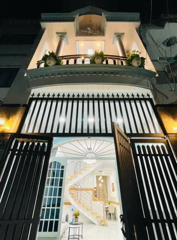 Hẻm xe hơi, nhà đẹp chính chủ 36,3m2 giá 2 tỷ 250 triệu đường Nguyễn Thái Sơn, P4, Quận Gò Vấp.