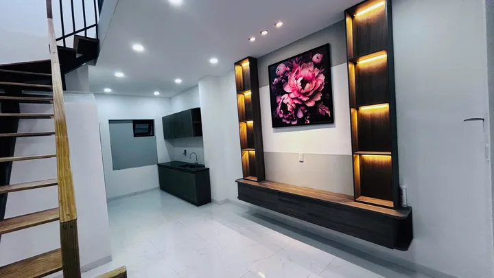 Nhà Đẹp, Mới Keng Hẻm Phố Đường Hà Thanh, Phường Nha Trang | Cạnh Chợ Đầm 👉 Ra Biển 800m.