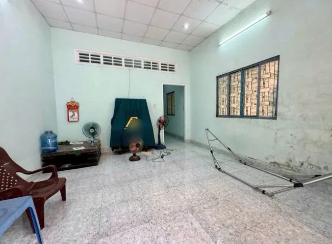 Bán Căn nhà nát 147m2 Ngay Bệnh Viện Xuyên Á Củ Chi 1ty6 sổ hong riêng bao phí thuế