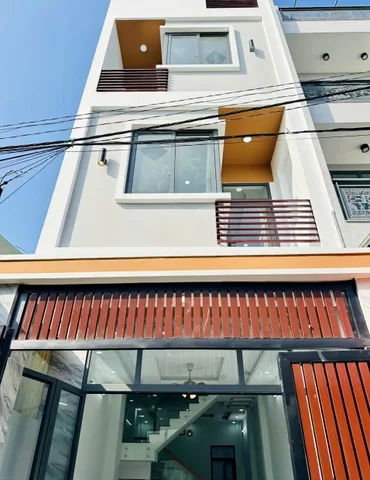 🚗 BÁN NHÀ 4 TẦNG MỚI - 54M2( 4*13.5), HOÀN CÔNG, 4PN, 3WC, GIẾNG TRỜI - Ở NGAY, KHÔNG QH - ĐA TIỆN ÍCH - HẺM XE HƠI 6M - NGAY KHU ĐÔNG TĂNG LONG - LONG TRƯỜNG, THỦ ĐỨC.(D)